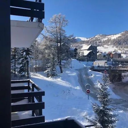 Calme Pour 4 Pers. A Risoul, Proche Pistes, Animaux Admis, Parking Gratuit - Fr-1-330-512 Apartment *