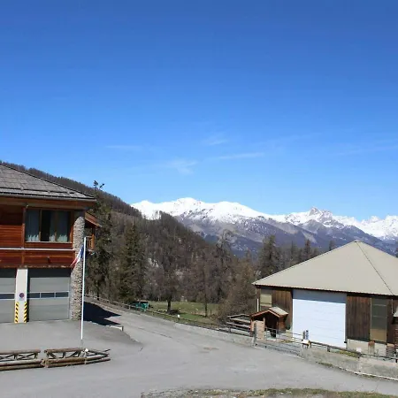 Apartment Calme Pour 4 Pers. A Risoul, Proche Pistes, Animaux Admis, Parking Gratuit - Fr-1-330-512 Risoul