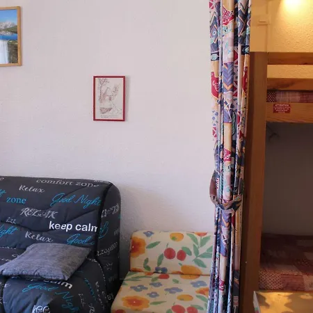 Apartment Calme Pour 4 Pers. A Risoul, Proche Pistes, Animaux Admis, Parking Gratuit - Fr-1-330-512 *
